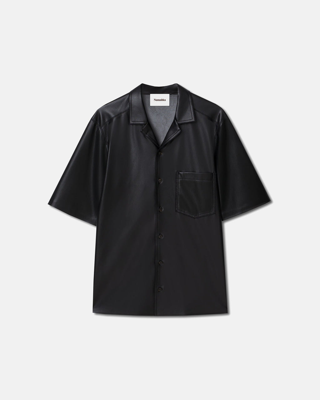 Chemise homme manches courtes en cuir vegan noir col ouvert poche plaquée