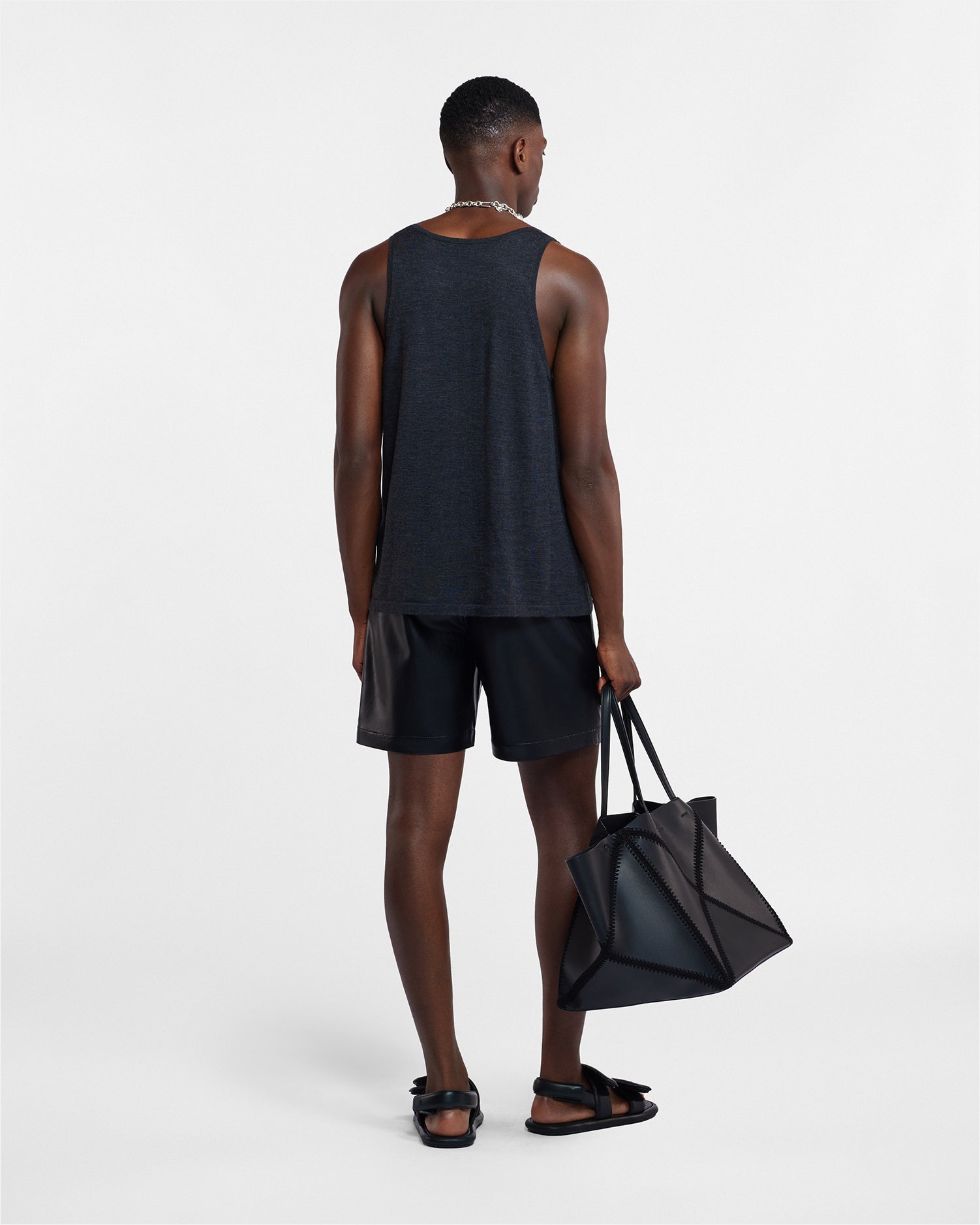Short décontracté mi-cuisse pour homme en cuir vegan noir avec cordon de serrage