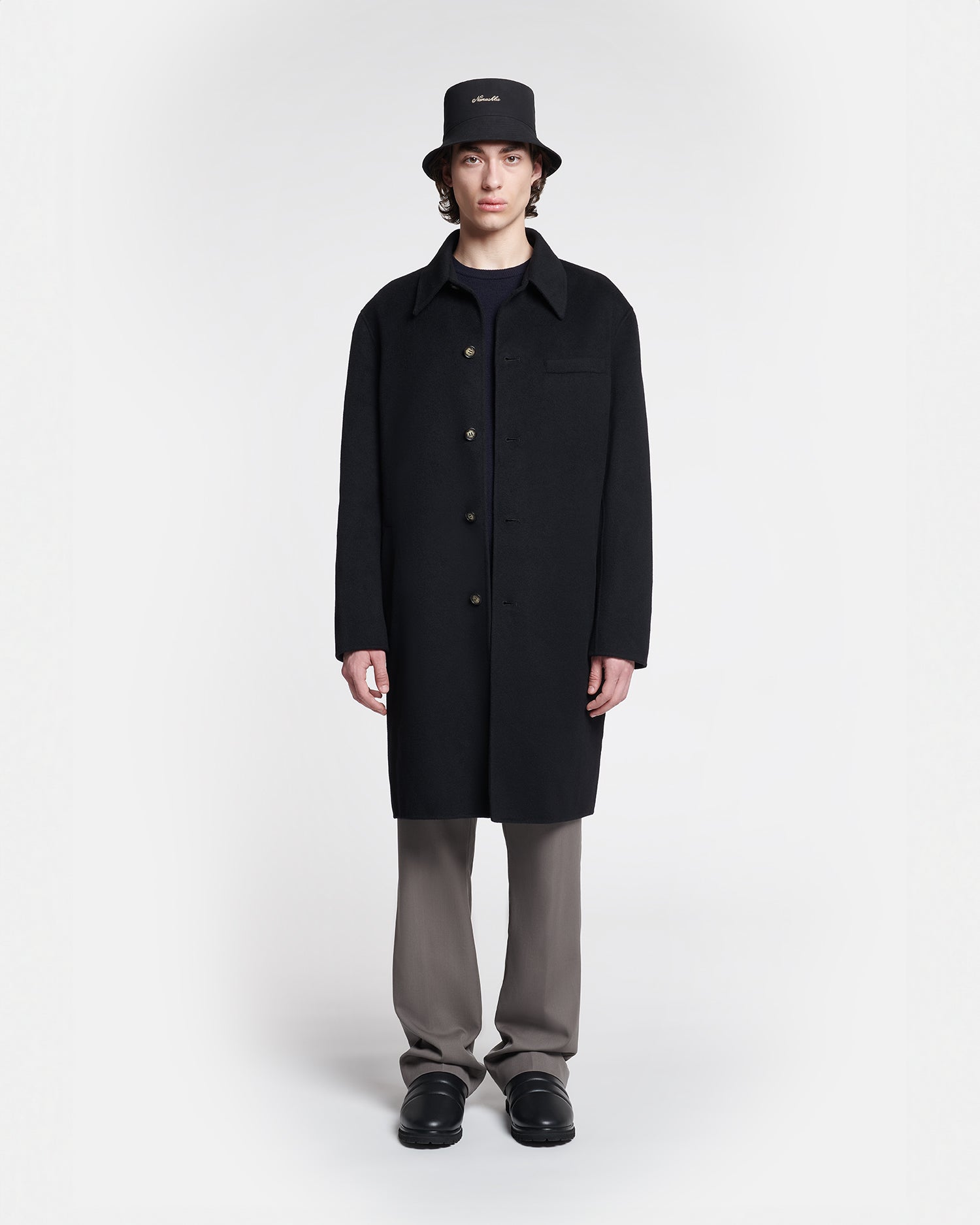 Manteau Long Oversize Noir en Laine et Soie Mélangées à Double Boutonnage