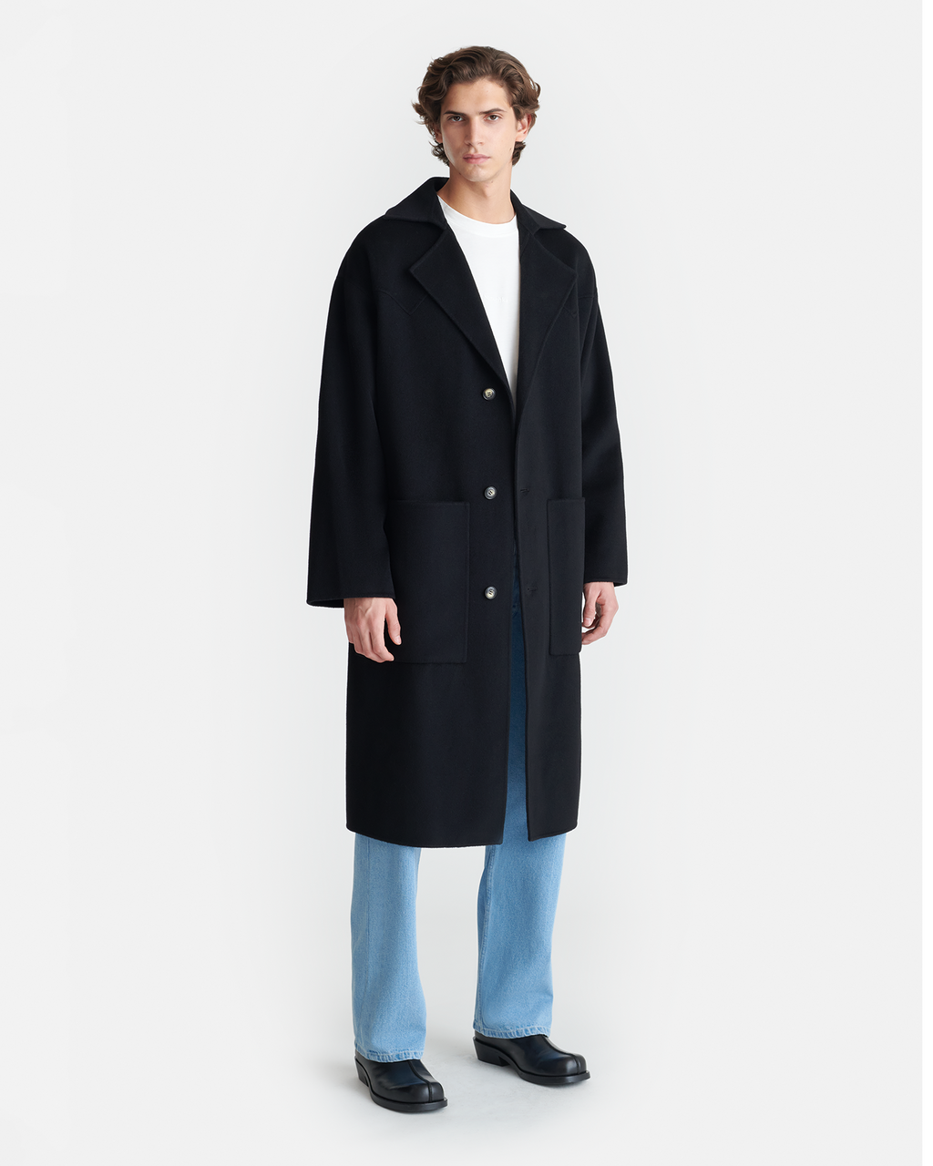 Robe longue décontractée en mélange laine et soie noire avec ceinture