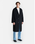 Robe longue décontractée en mélange laine et soie noire avec ceinture