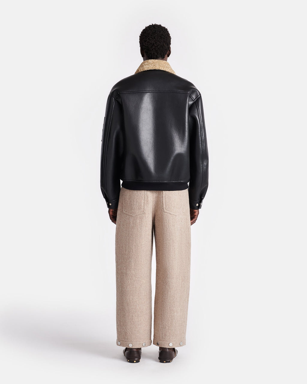 Blouson d'aviateur oversize en shearling contrecollé noir à col Cornstalk