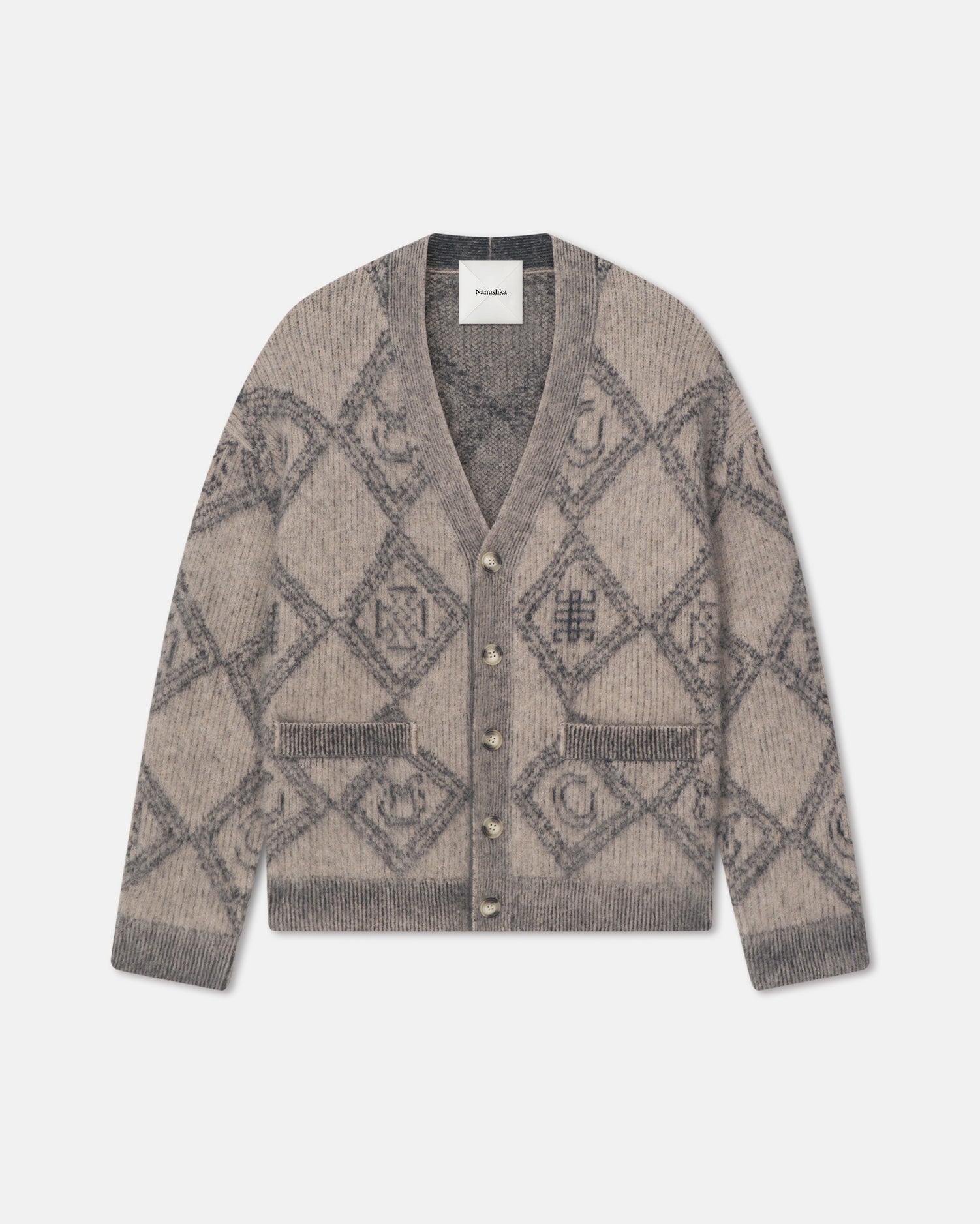 Gilet oversize à col en V en alpaga brossé, motif jacquard losanges, boutonnage complet, coloris gris avoine
