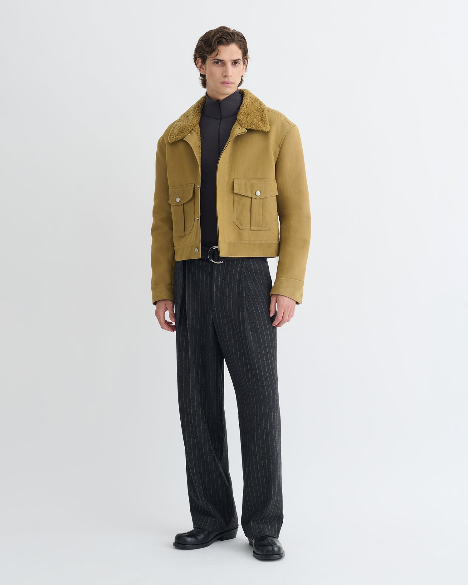 Veste en coton huilé kaki jaune pour homme avec col en fausse fourrure de mouton