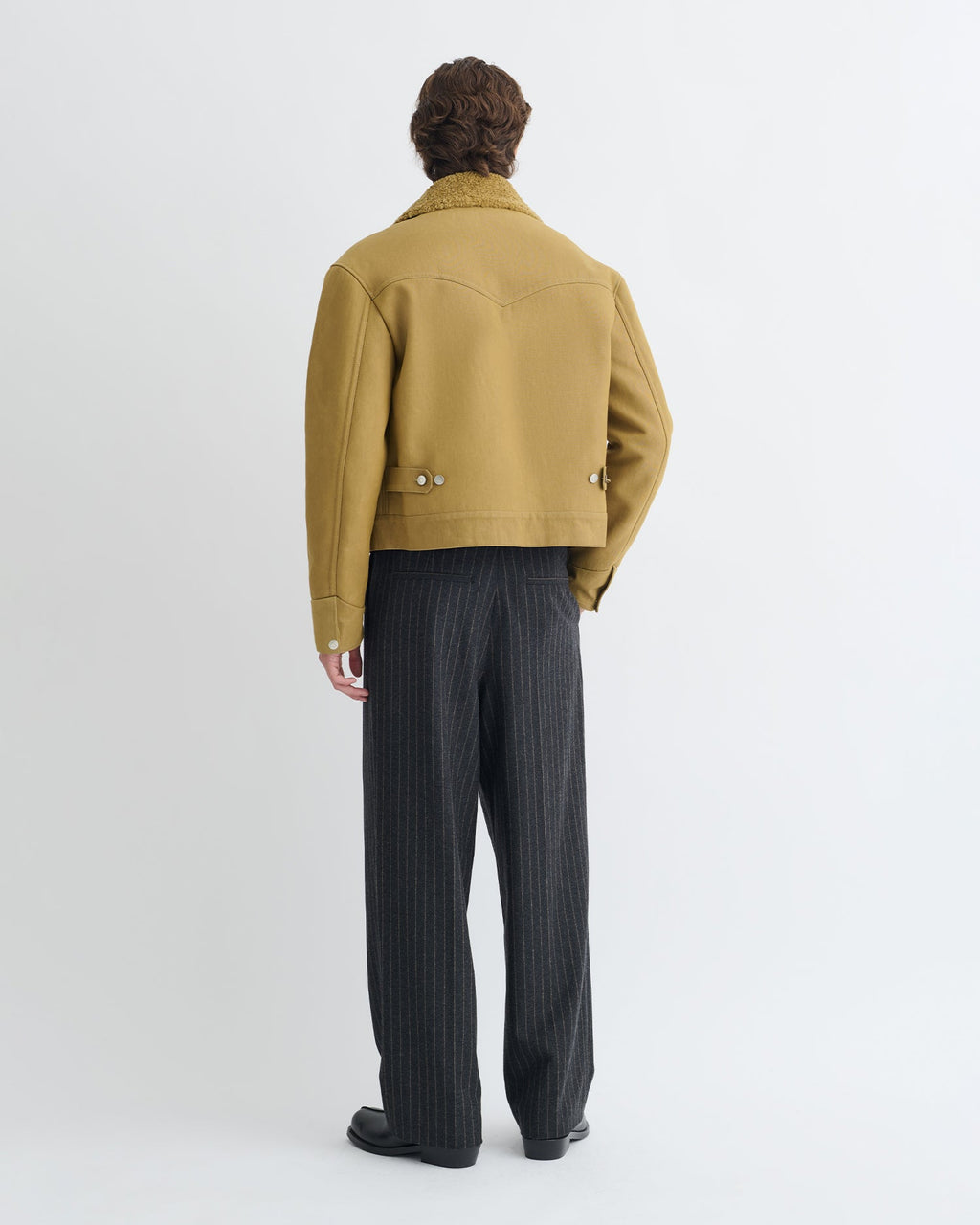 Veste en coton huilé kaki jaune pour homme avec col en fausse fourrure de mouton