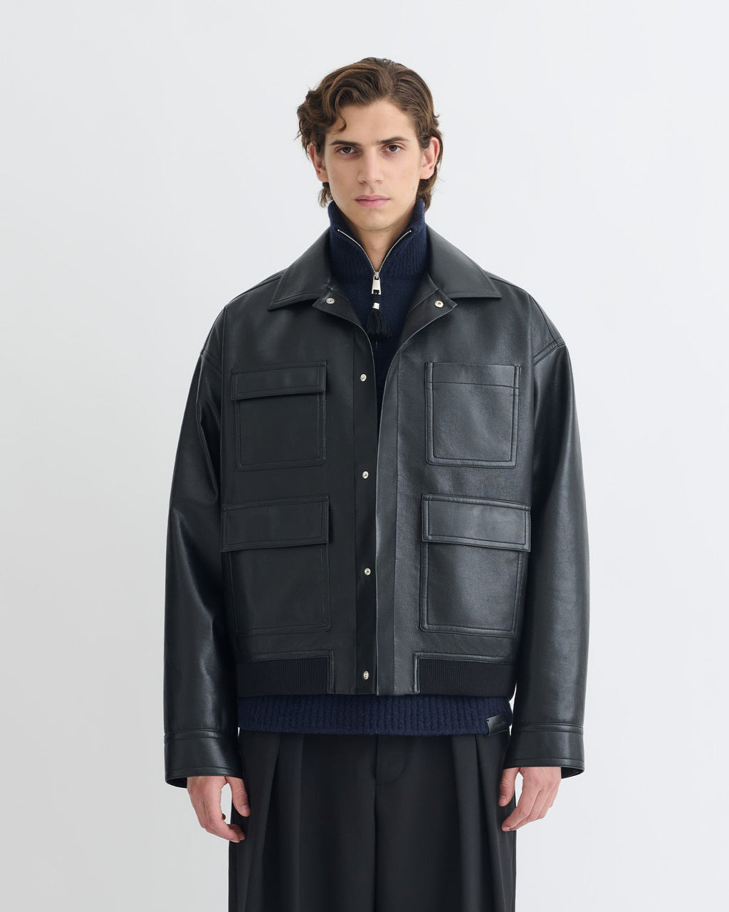 Blouson homme ample en cuir régénéré noir, multipoches, taille élastiquée