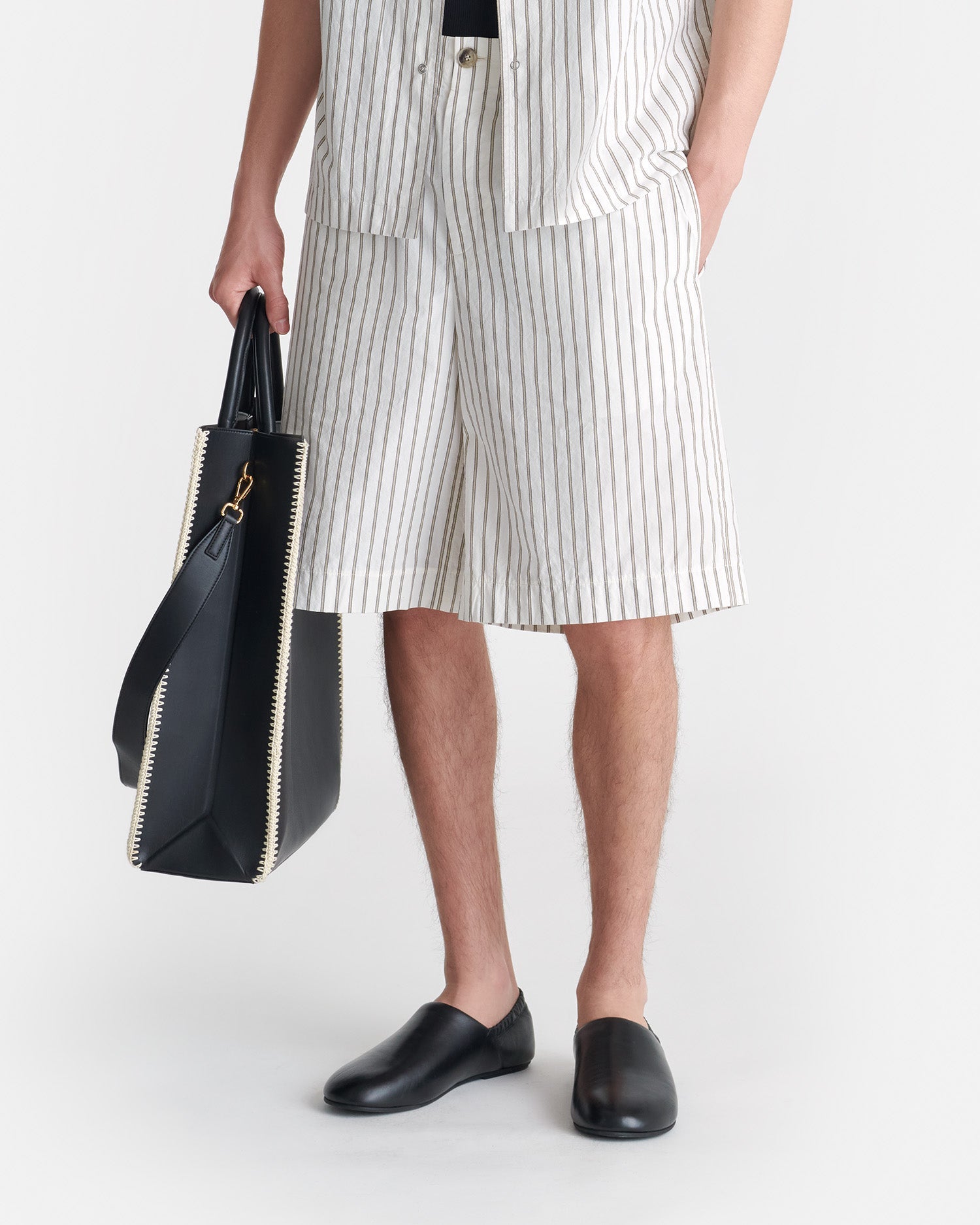Short Bermuda oversize taille haute évasé à rayures crème pour homme