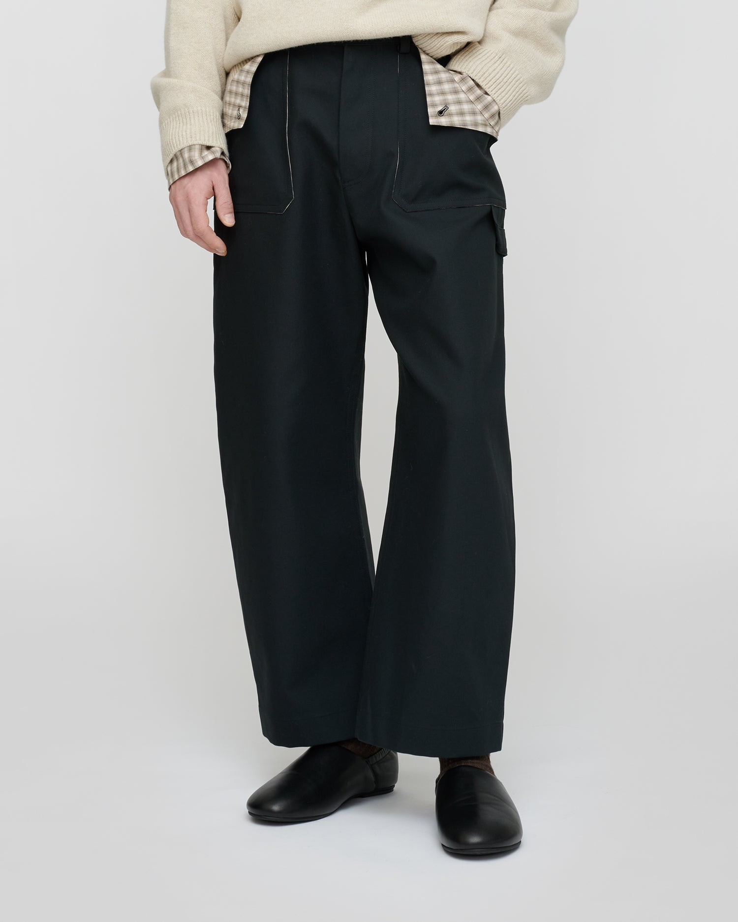 Pantalon structuré à jambes tonneau anthracite en sergé homme foncé