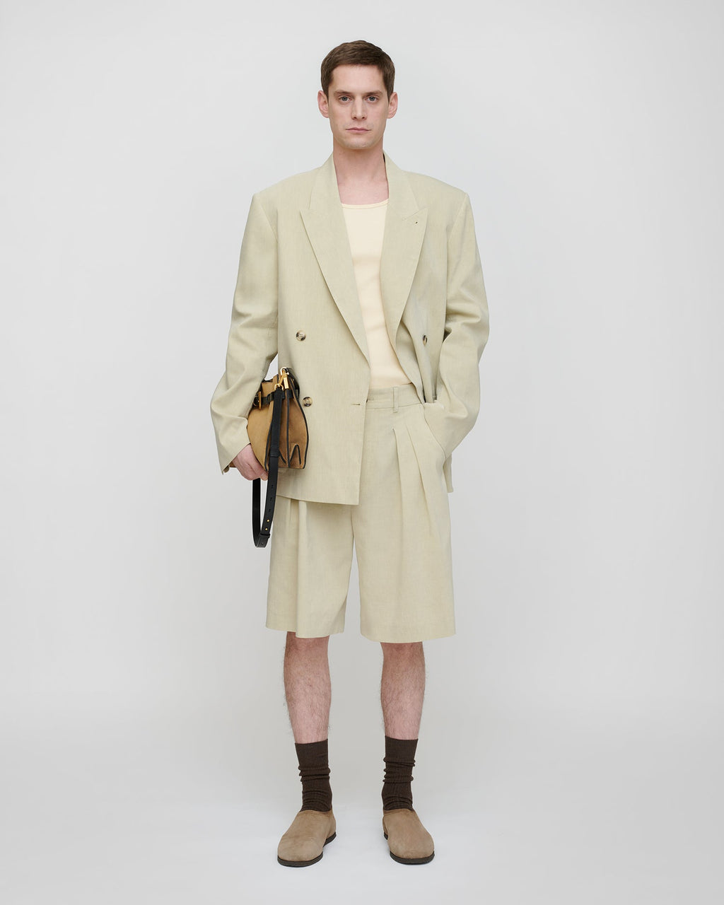 Short en lin plissé coupe ample, vert sauge délavé