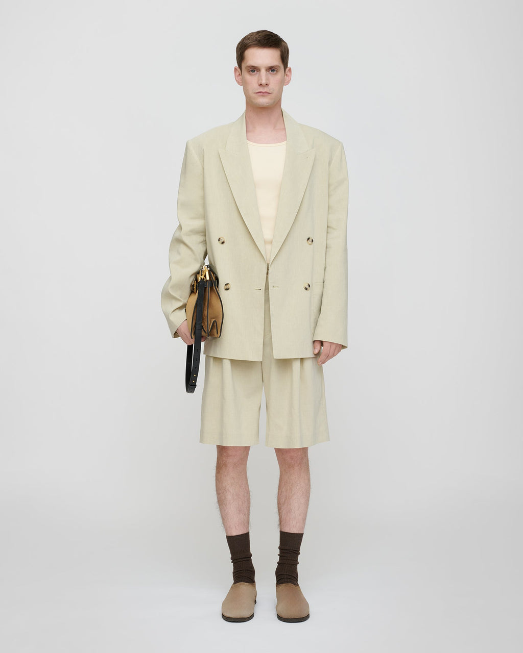 Short en lin plissé coupe ample, vert sauge délavé