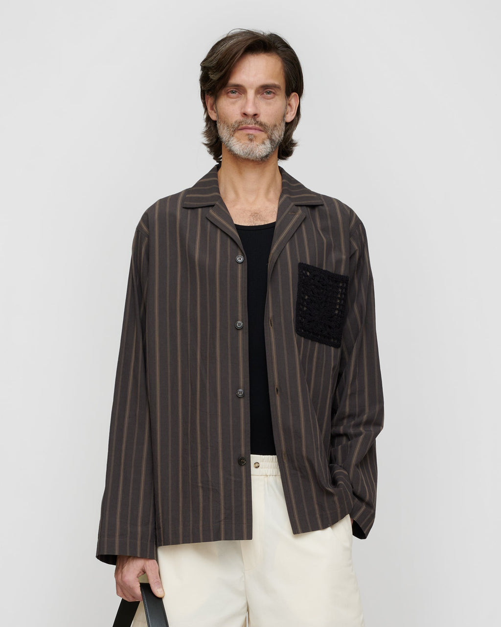Chemise homme manches longues regular fit, rayée noire délavée, poche en crochet