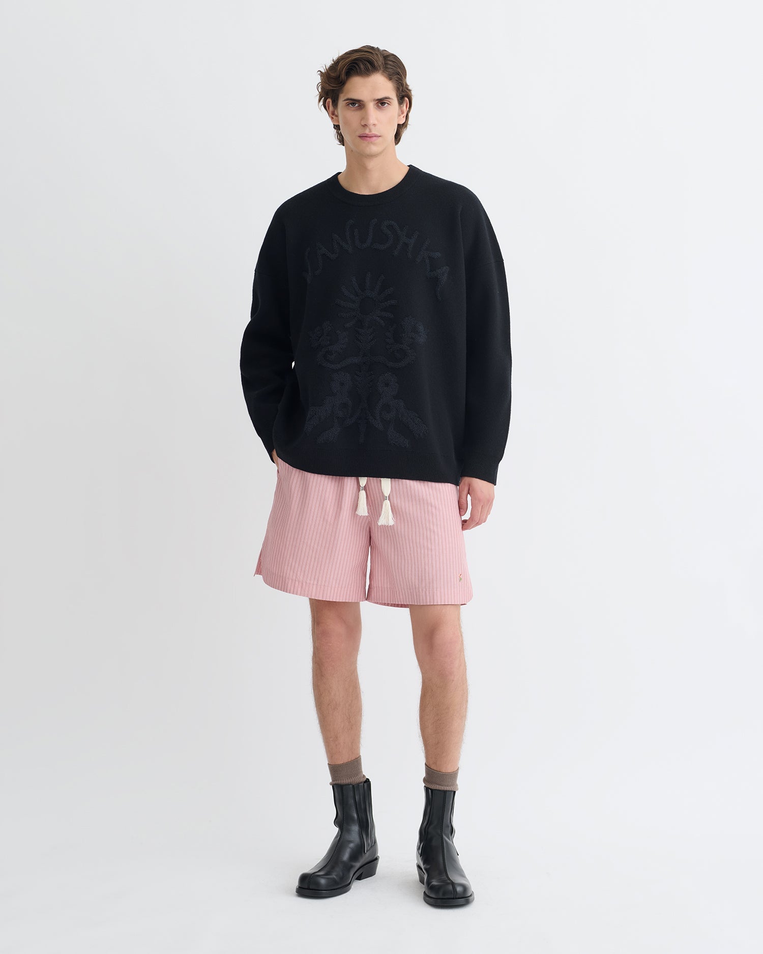Pull en jacquard mérinos bouclette oversize à motif graphique noir et blanc cassé