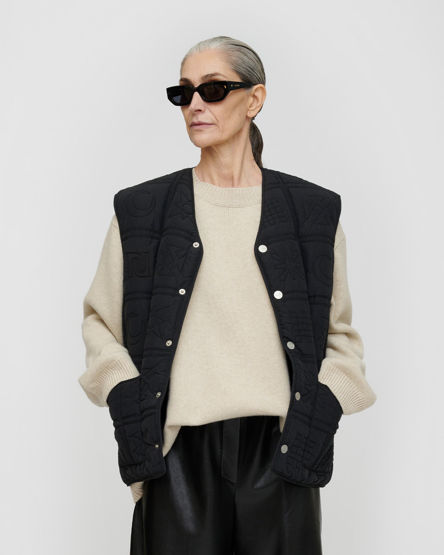 Pull col rond en laine et coton mélangés coupe classique crème