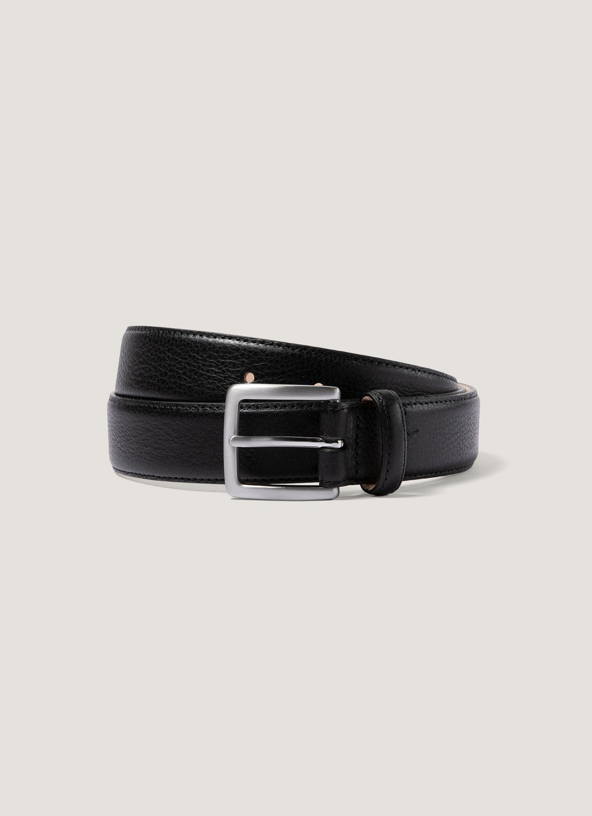 Ceinture classique noire en cuir lisse pour homme avec boucle argentée