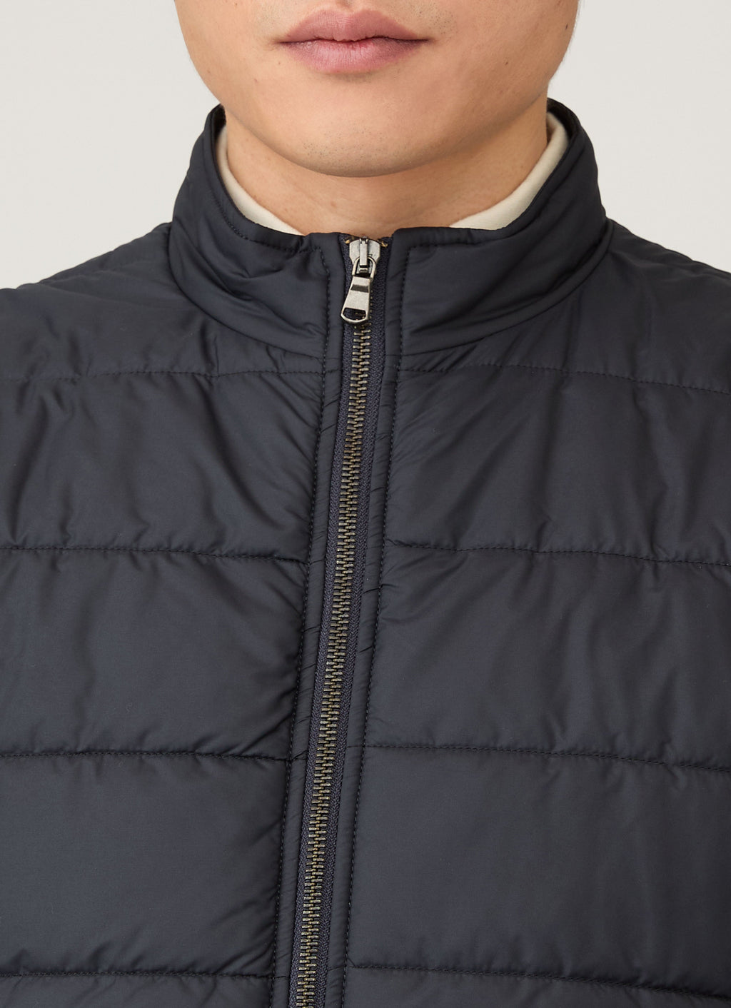 Gilet matelassé sans manches pour homme en bleu marine foncé