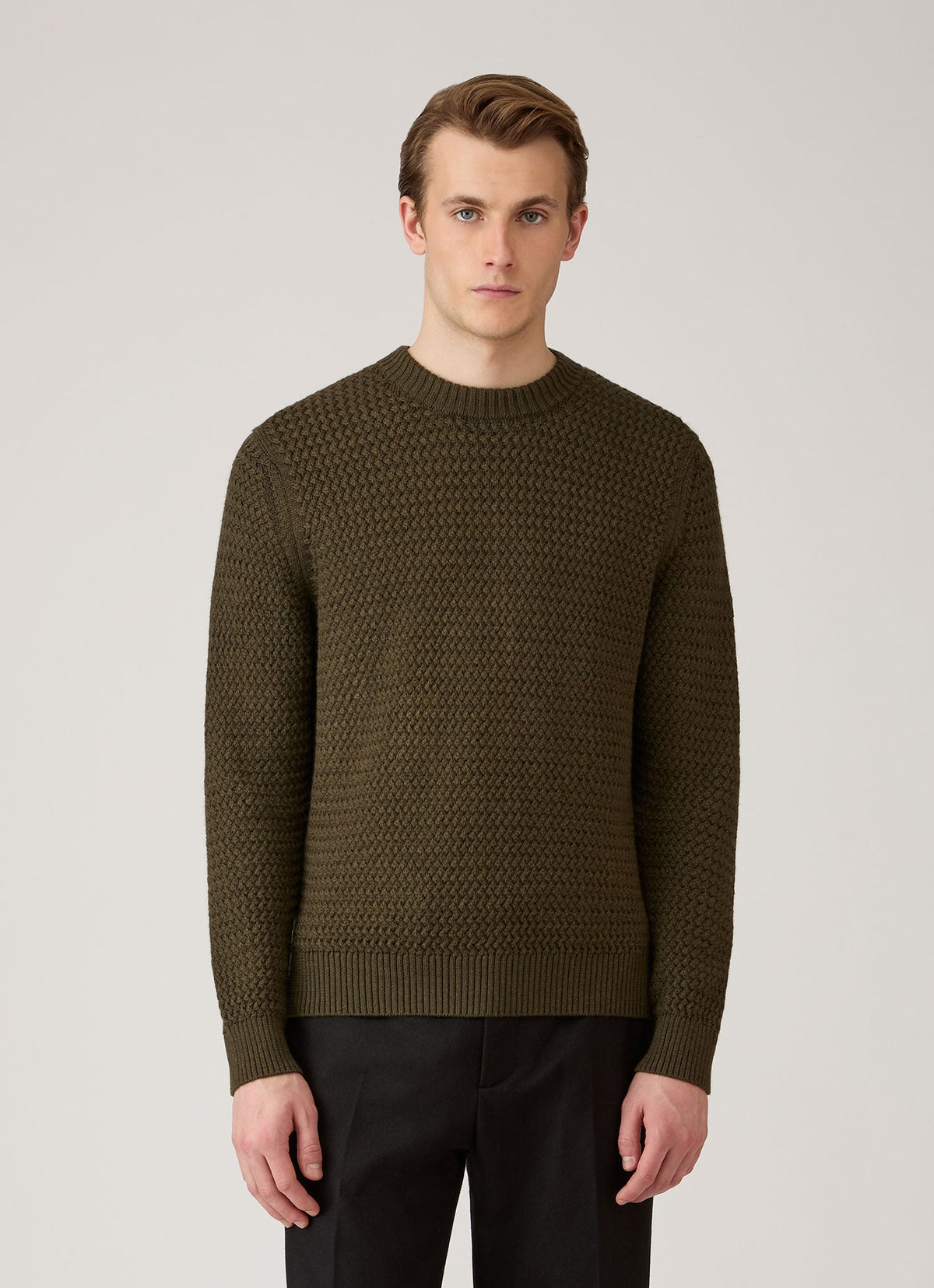 Pull ras du cou en laine mérinos tissage fantaisie coupe classique vert loden