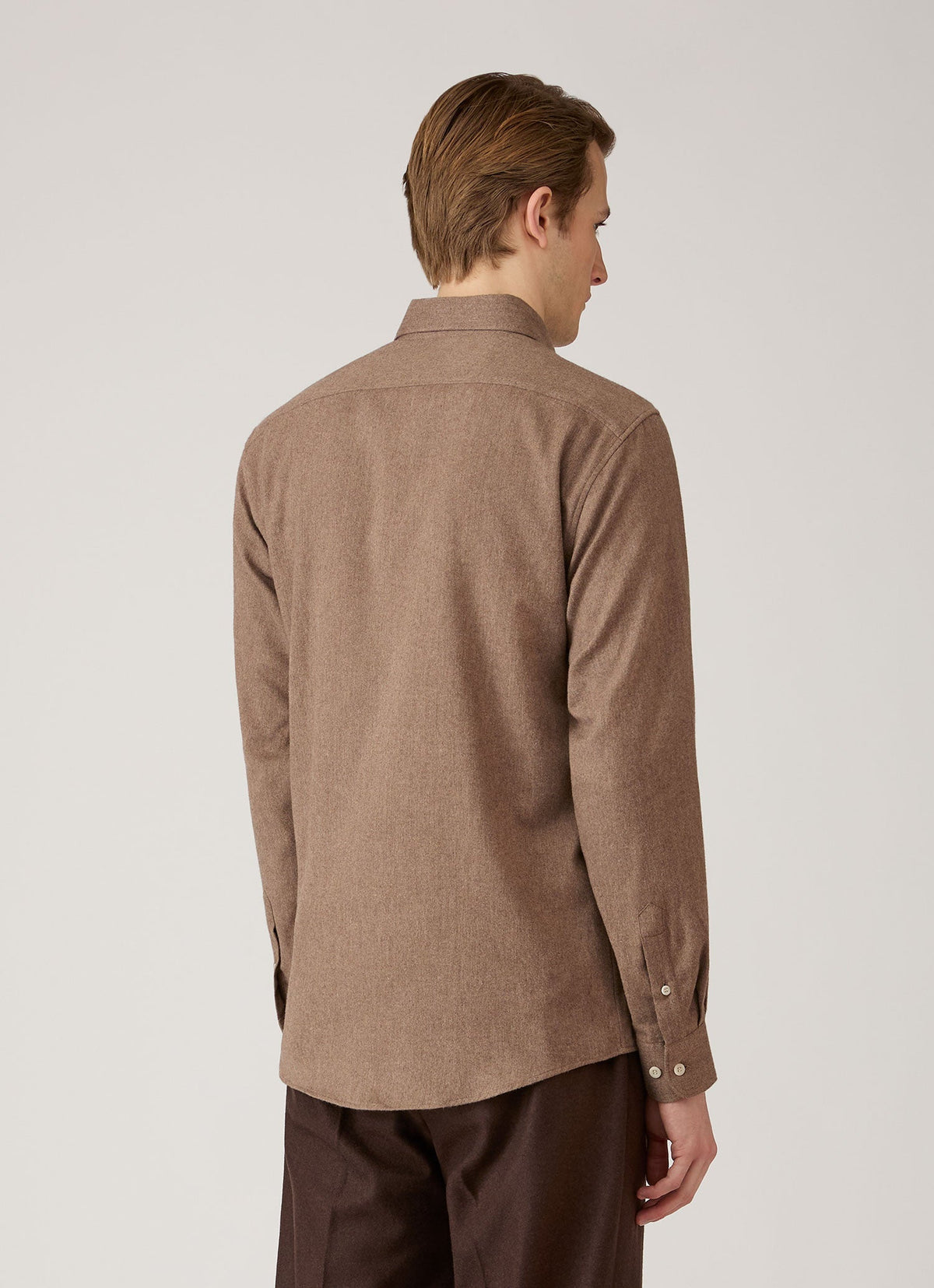 Chemise boutonnée en flanelle de coton brossé marron cèdre à manches longues