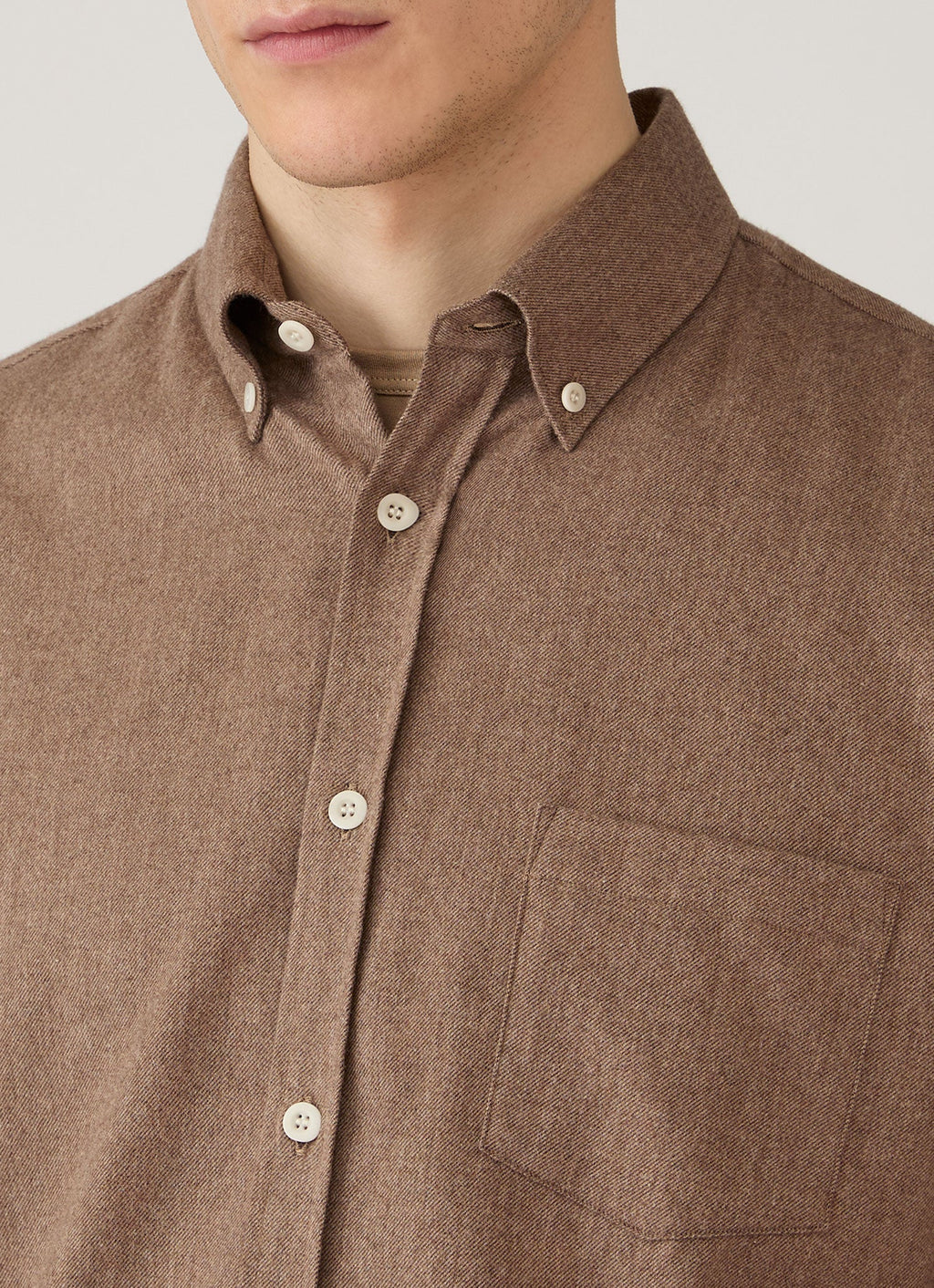 Chemise boutonnée en flanelle de coton brossé marron cèdre à manches longues