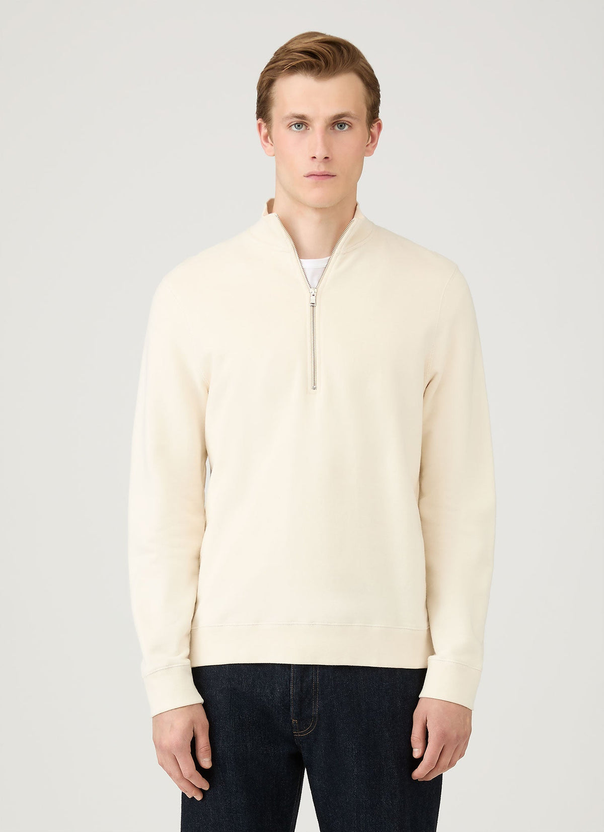Sweatshirt en coton bouclette pour homme, demi-zip, coupe décontractée, coloris écru naturel