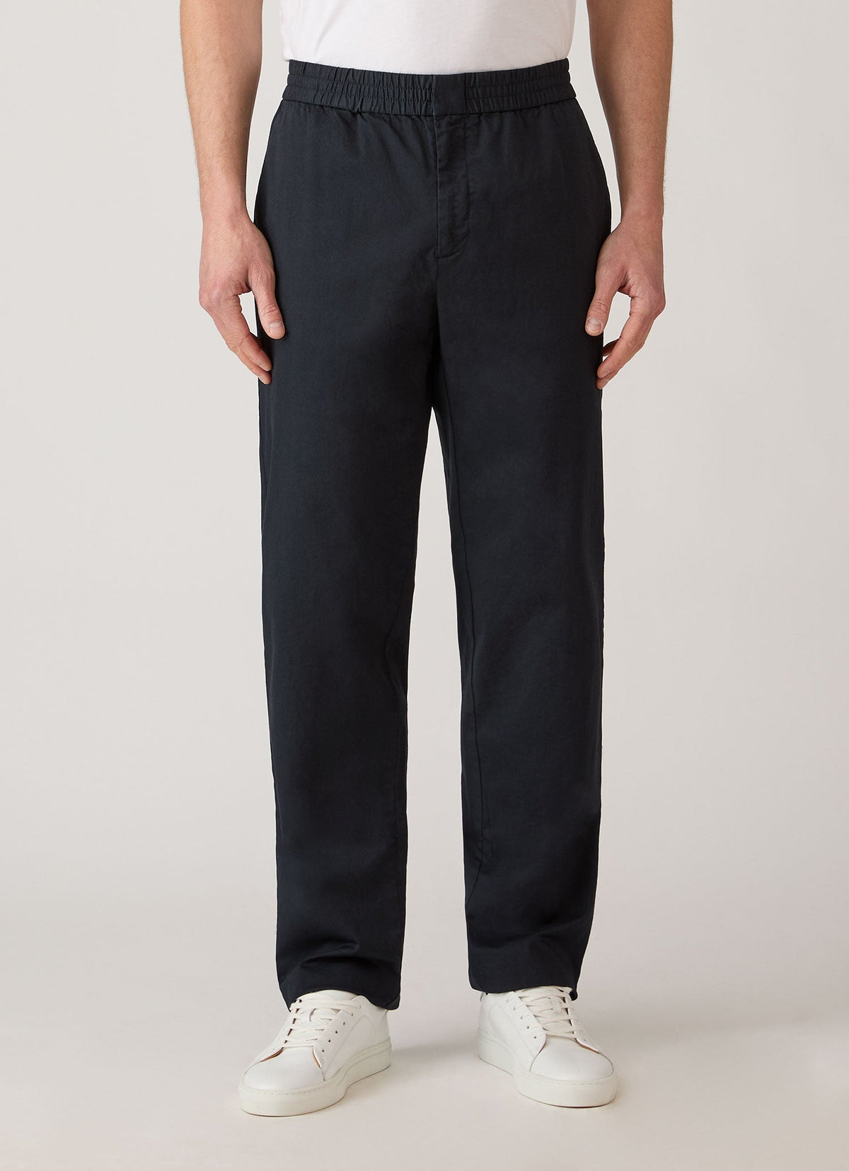 Pantalon en twill de coton à cordon de serrage, coupe droite ajustée, taille mi-haute, bleu marine