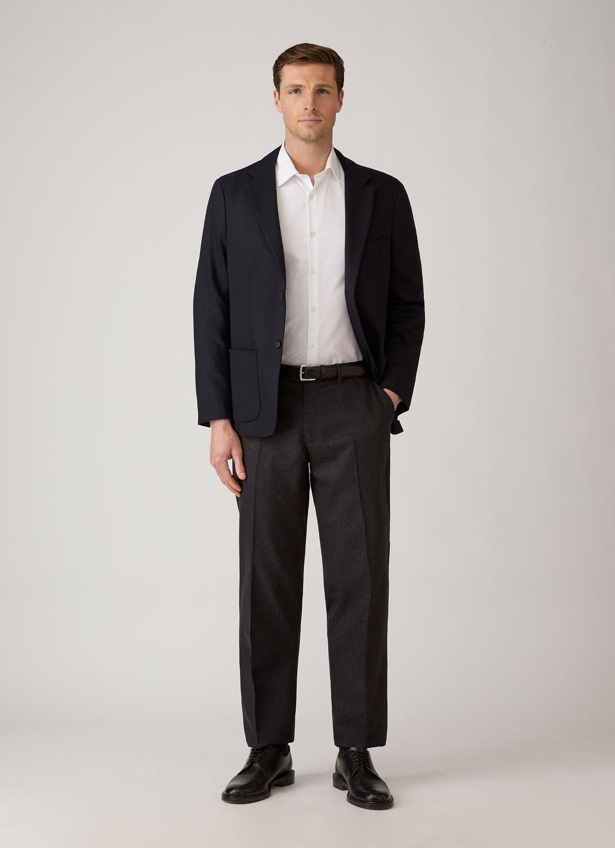 Pantalon droit en flanelle de laine et cachemire mélangé anthracite
