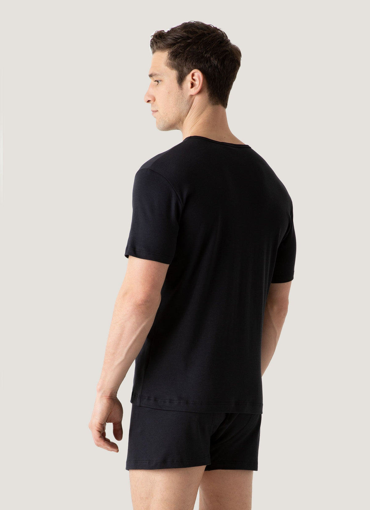 T-shirt noir à manches courtes et col rond en coton de qualité supérieure pour homme